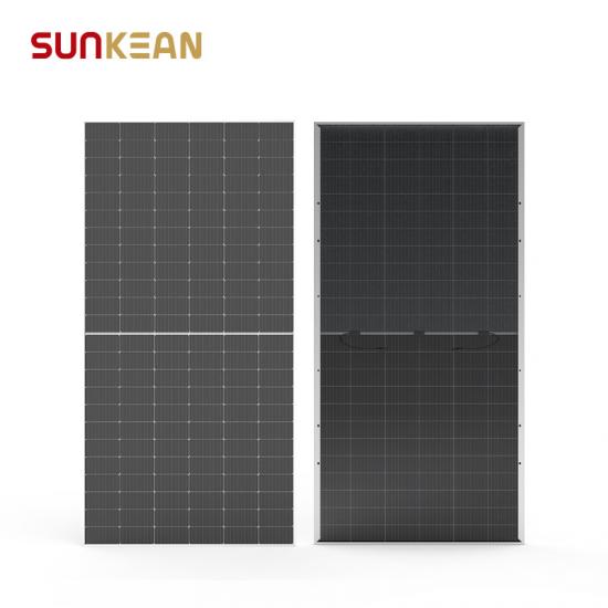 Painel solar bifacial de 550 W